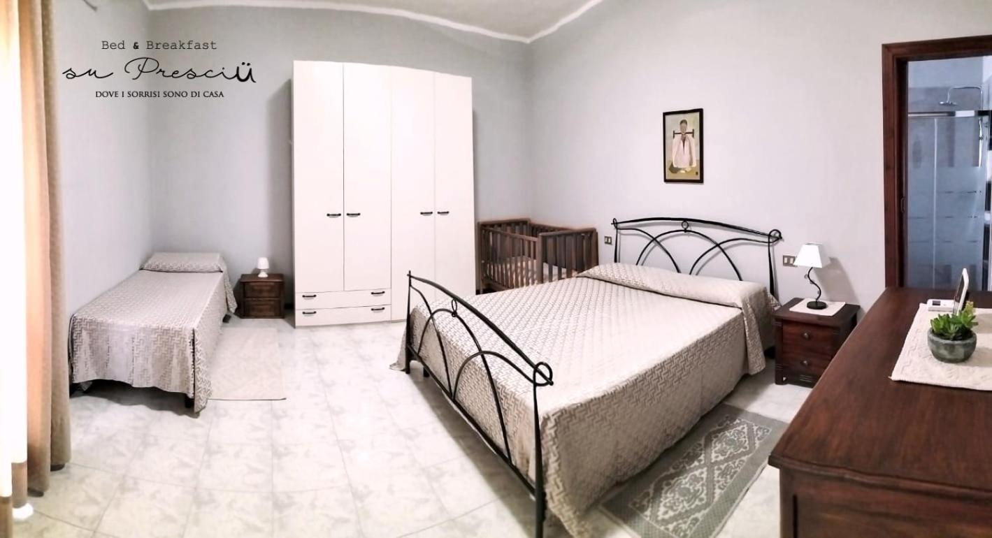 B&B Su Presciu Capoterra Bagian luar foto